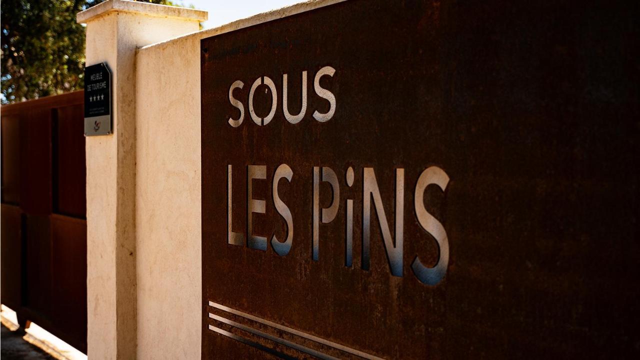 Sous Les Pins Gites Et Chambres D'Hotes ラ・ロンド・レ・モール エクステリア 写真